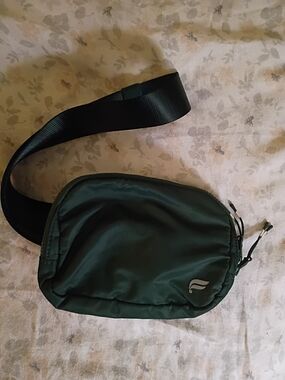 Fabletics Emerald Green Waist/Belt Bag